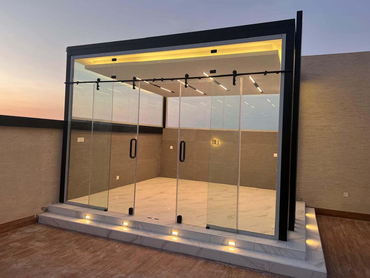 الغرف الزجاجية